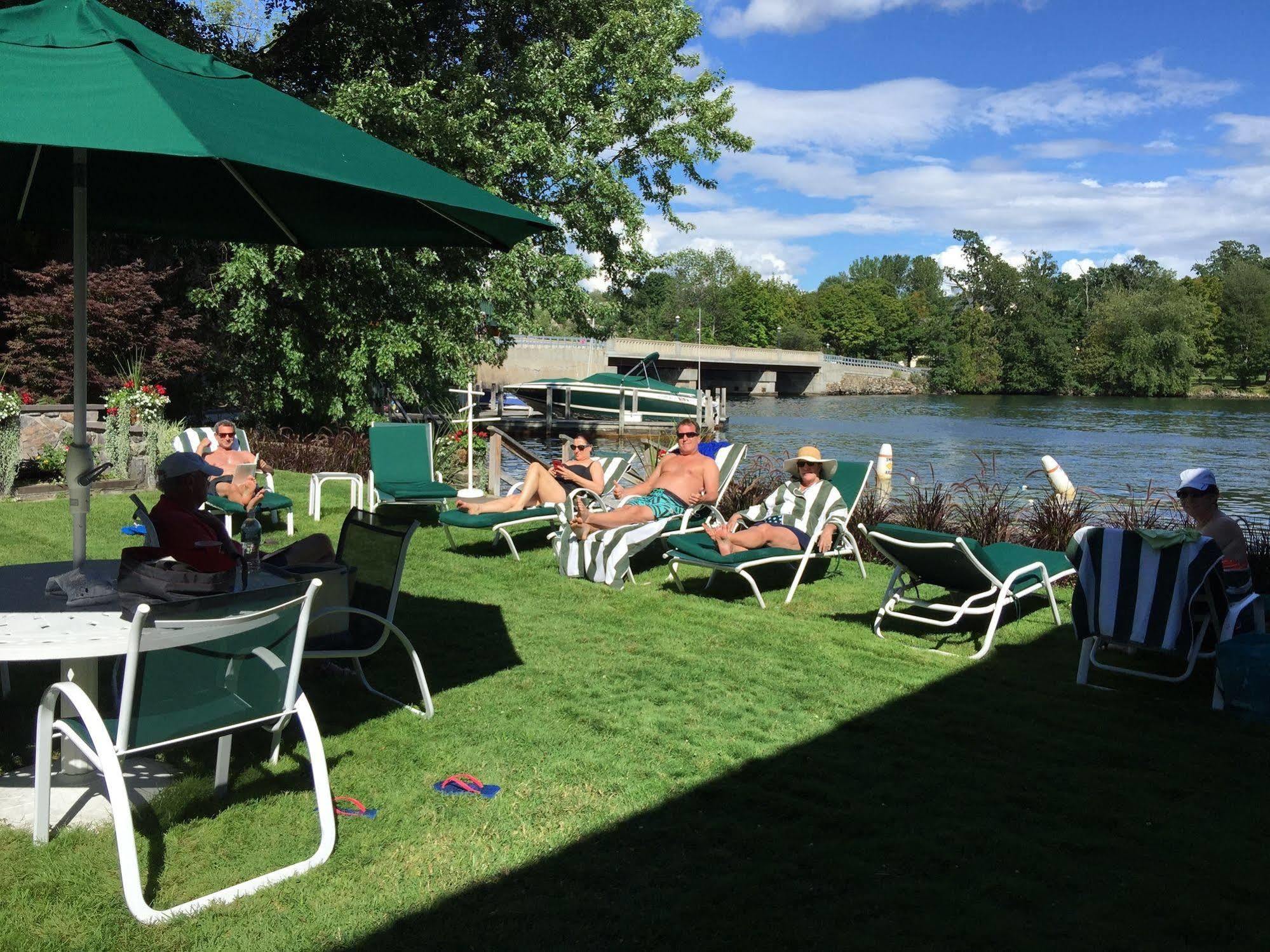 Lake George Boathouse Waterfront Lodging Bolton Landing Luaran gambar