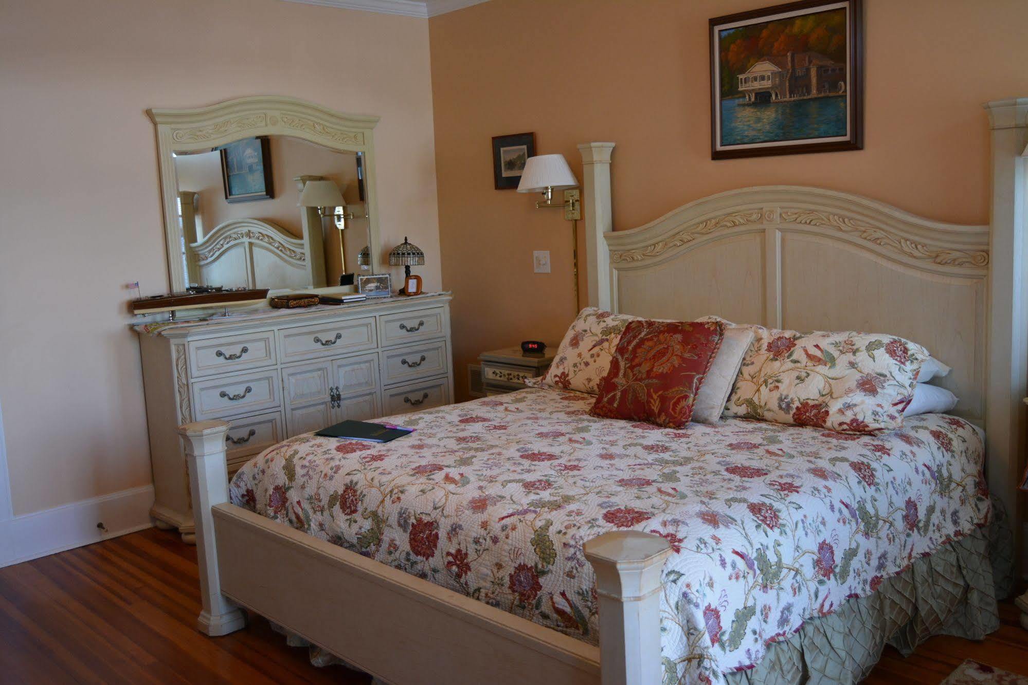 Lake George Boathouse Waterfront Lodging Bolton Landing Luaran gambar